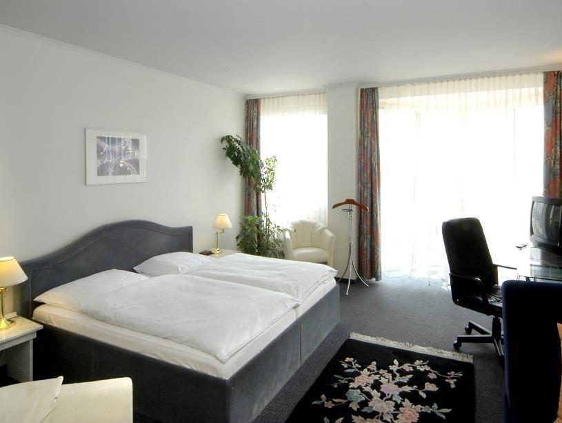 Hotel Berliner Baer Extérieur photo